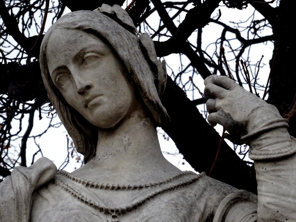 Statue Clemence Isaure, dans le jardin du Luxembourg, 6e… 