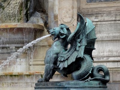 Chimère ailée de Henri-Alfred Jacquemart. Fontaine Saint-M… 