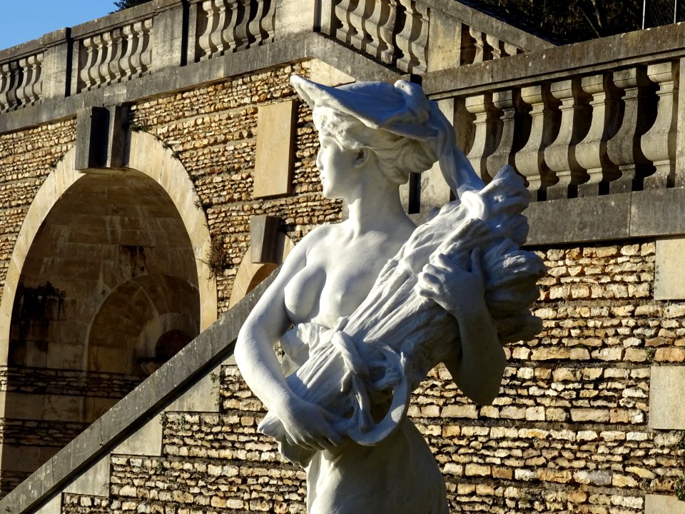 Statue L’Été par Henry Lombard, (1855 – 1929), Nymphée d… 