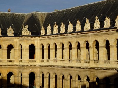 Cour d'honneur, Hôtel-des-Invalides, avenue de Tourville, … 