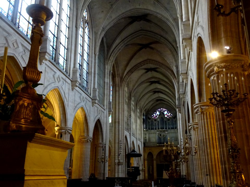 Nef, église Saint-Germain-l'Auxerrois, place du Louvre, 1e… 