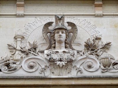 Façade du Lycée Montaigne, 17 rue Auguste Comte, 6e arr., … 