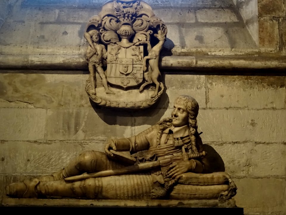 Monument pour Jacques Douglas, abbaye Saint-Germain-des-… 