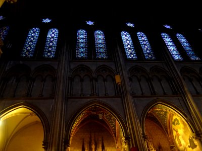 Nef et vitraux, église Saint-Ignace, 33 rue de Sèvres, 6e … 