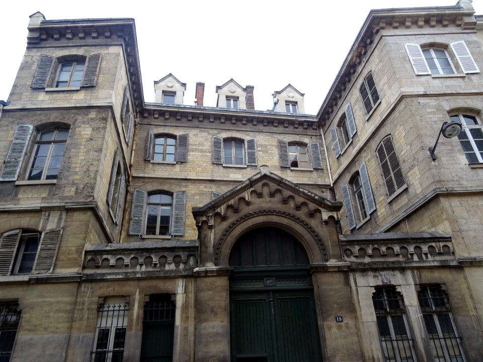 Immeuble au 19 rue Notre-Dame-des-Champs, emplacement d'un… 