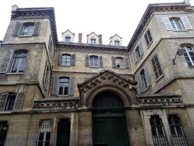 Immeuble au 19 rue Notre-Dame-des-Champs, emplacement d'un… 