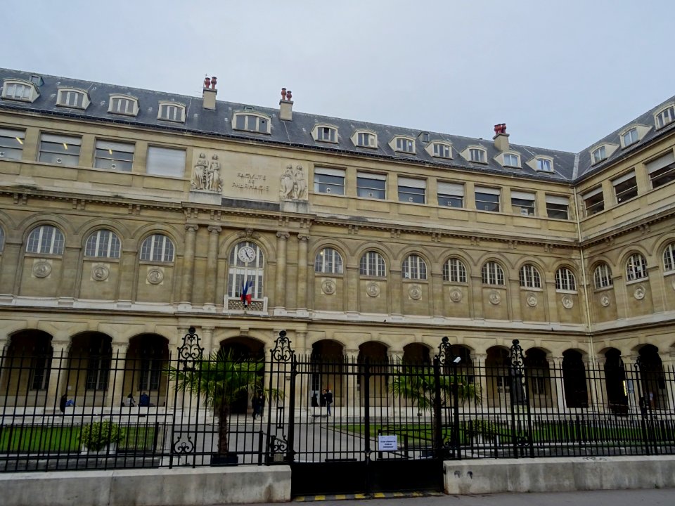 Université René Descartes, Paris V, Faculté de Pharmacie, … 