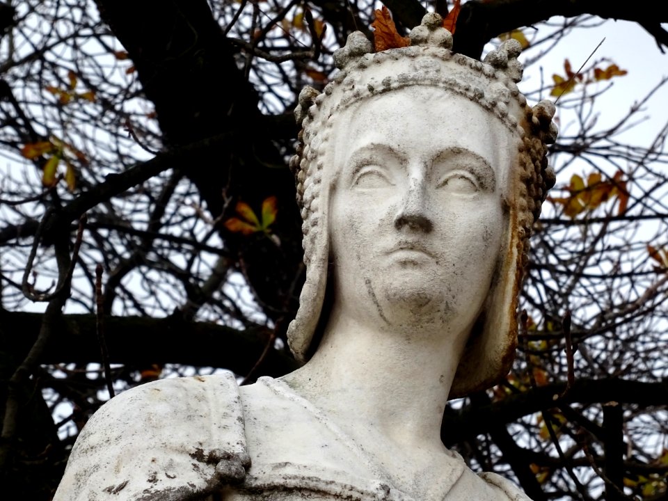 Statue Anne de Beaujeu, Régente de France, 1460-1522, da… 