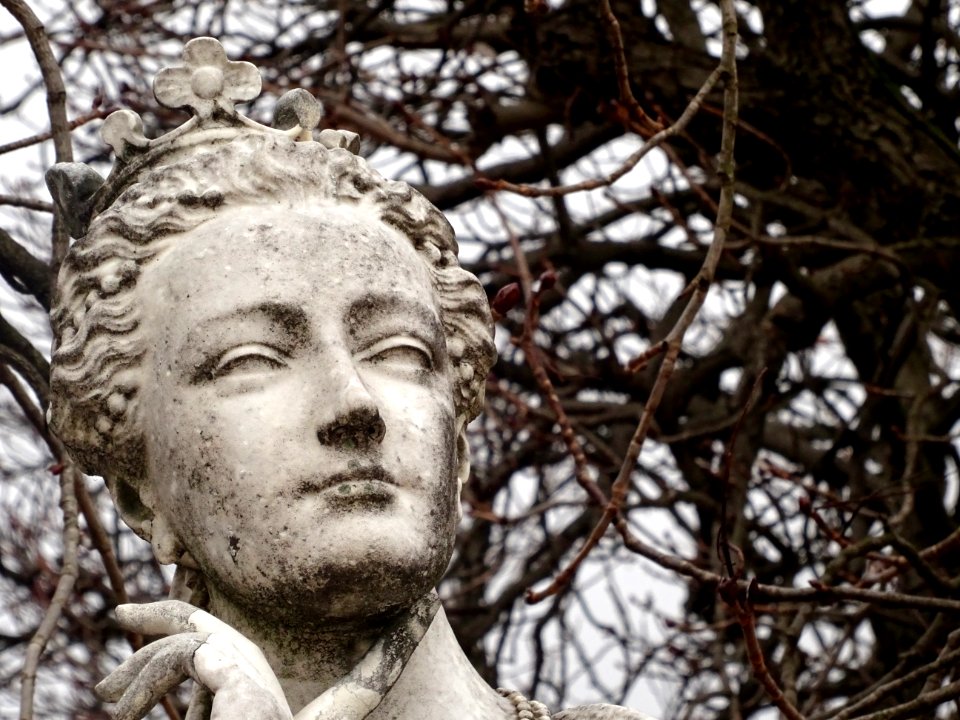 Statue Marguerite d'Angoulème, Reine de Navarre, 1492-154… | Flickr