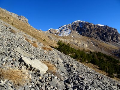 La Tête des Lauzières, vue depuis le sentier en montant à … 