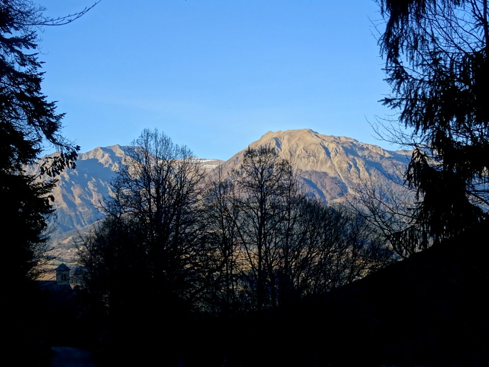 Tête d'Esluci, Cros de Coni et le Mont Guillaume, dans la … 