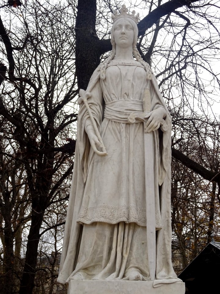 Statue La Reine Mathilde, Duchesse de Normandie, ...-1083… | Flickr
