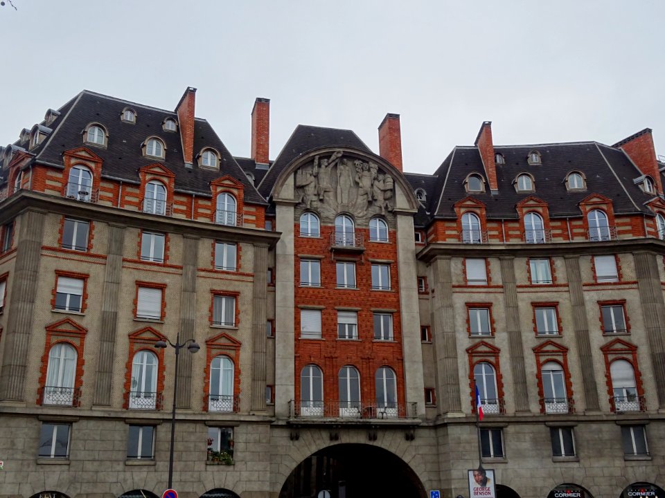 Immeuble de Joseph Marrast, 1930, au carrefour Curie au cr… 