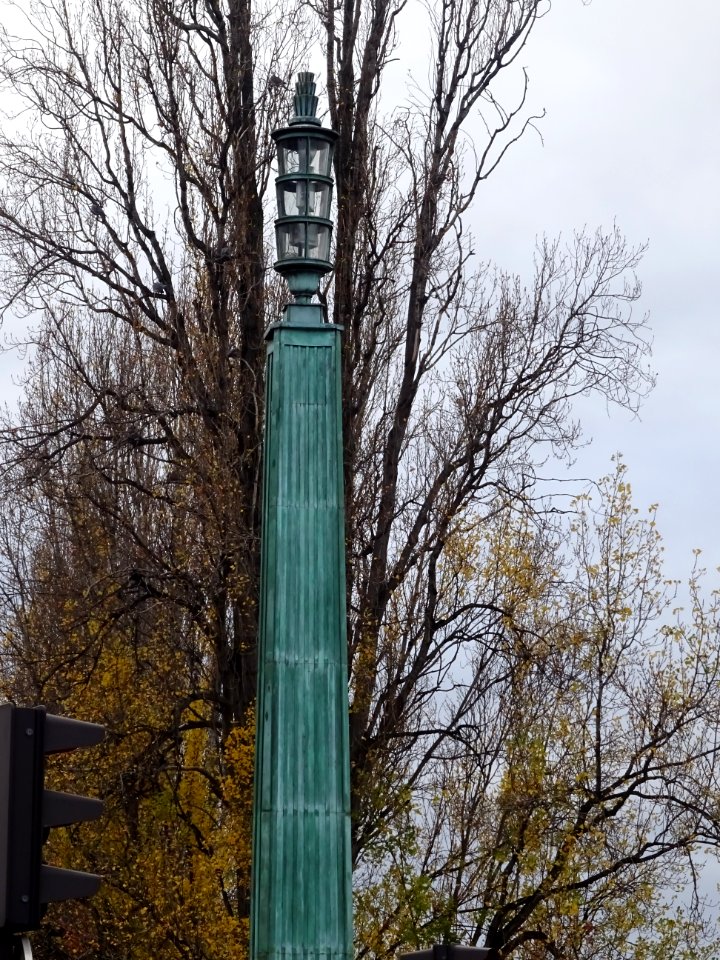 Un lampadaire du Pont du Carrousel, 6e arr., Paris 