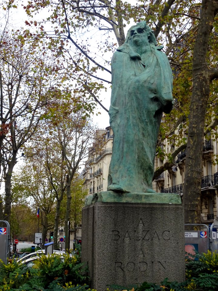 Le Monument à Balzac, statue de bronze par Auguste Rodin… 