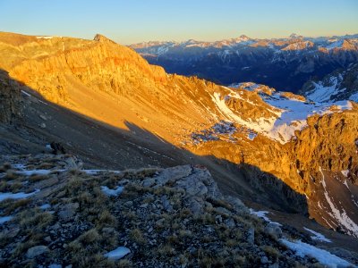 Eclairage du soir sur la Crête des Neygées 