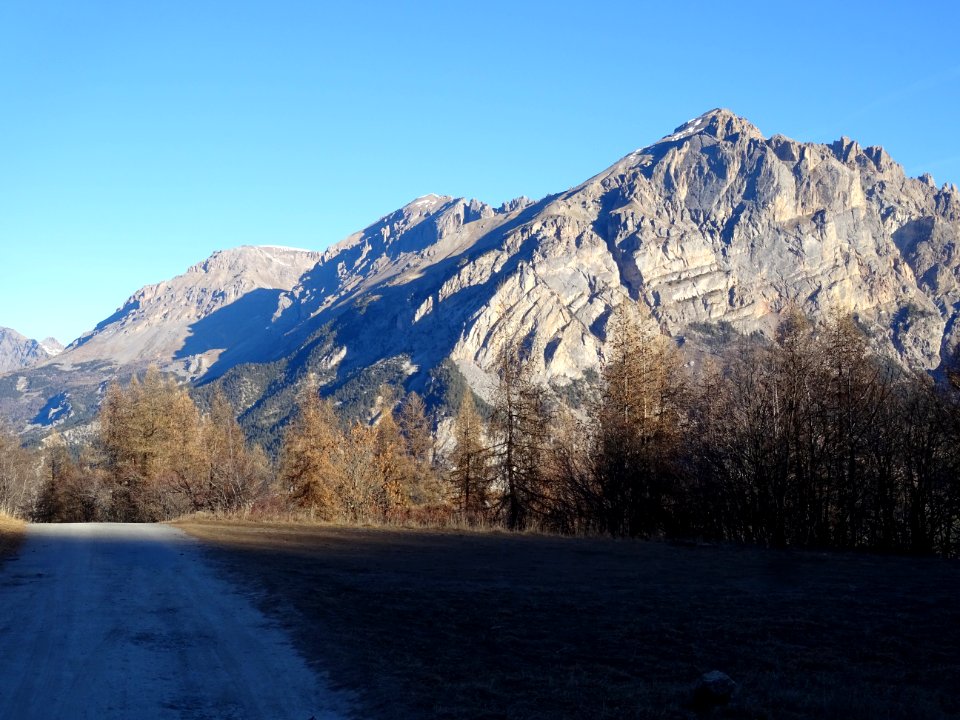 La Cime de la Condamine, la Tête des Lauzières et le Montb… 