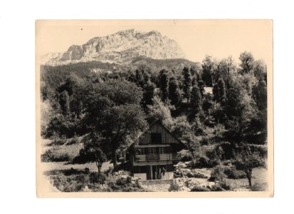 02_Chalet_PierreFeu_facade_ete 