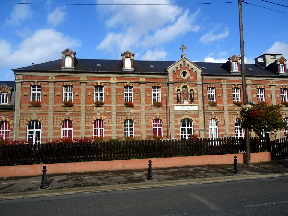 Maison de retraite Saint-Antoine, Conty, Somme 