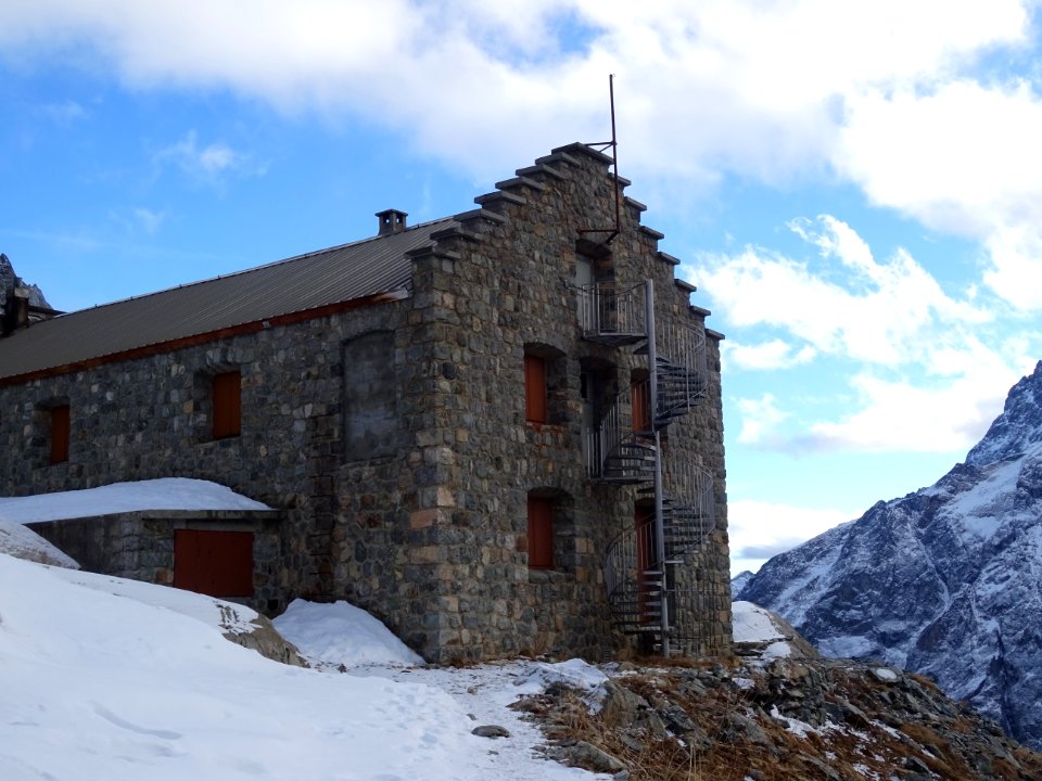 Le refuge du Glacier Blanc 