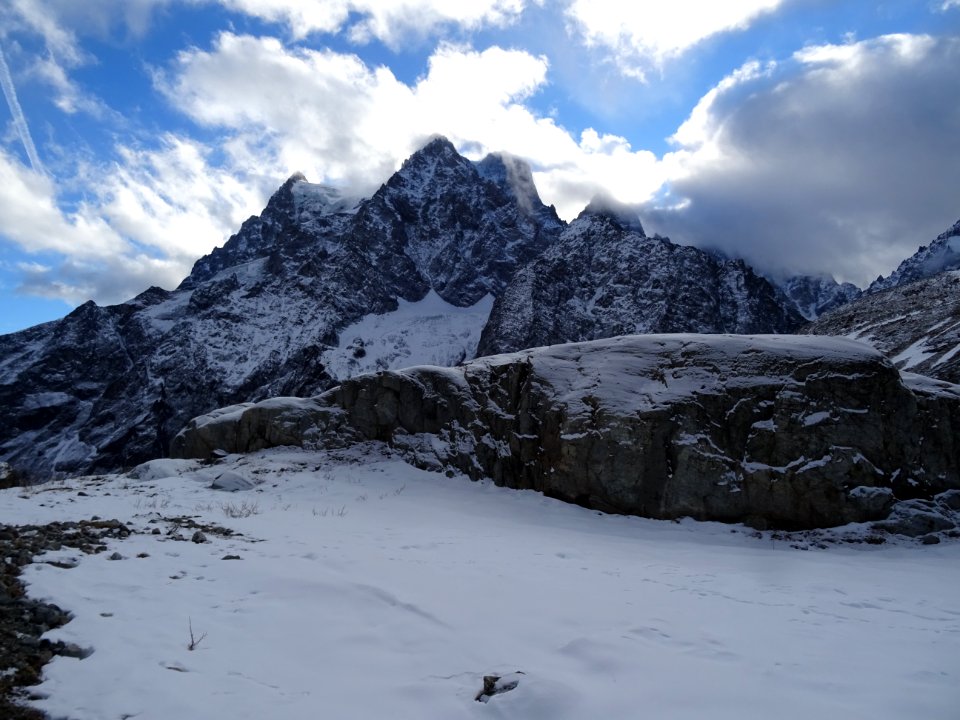 Le Mont Pelvoux, depuis le replat de l'ancien refuge Tucke… 