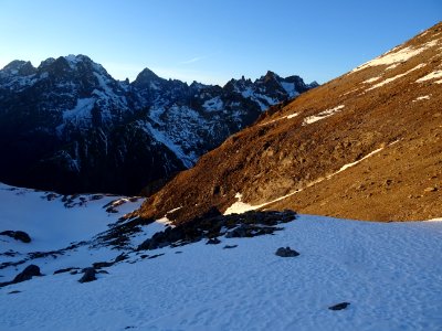 Le Mont Pelvoux, la face sud de la Barre des Ecrins, les C… 
