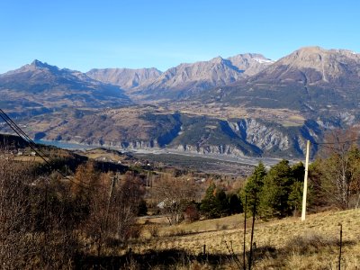 Vue sur la Durance et le lac de Serre-ponçon, depuis Les S… 