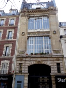 Façade d'immeuble, 9 boulevard de Clichy, limite 9e arr. e… 