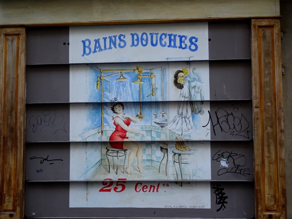 Peinture sur rideau métallique, rue Cavallotti, 18e arr., … 