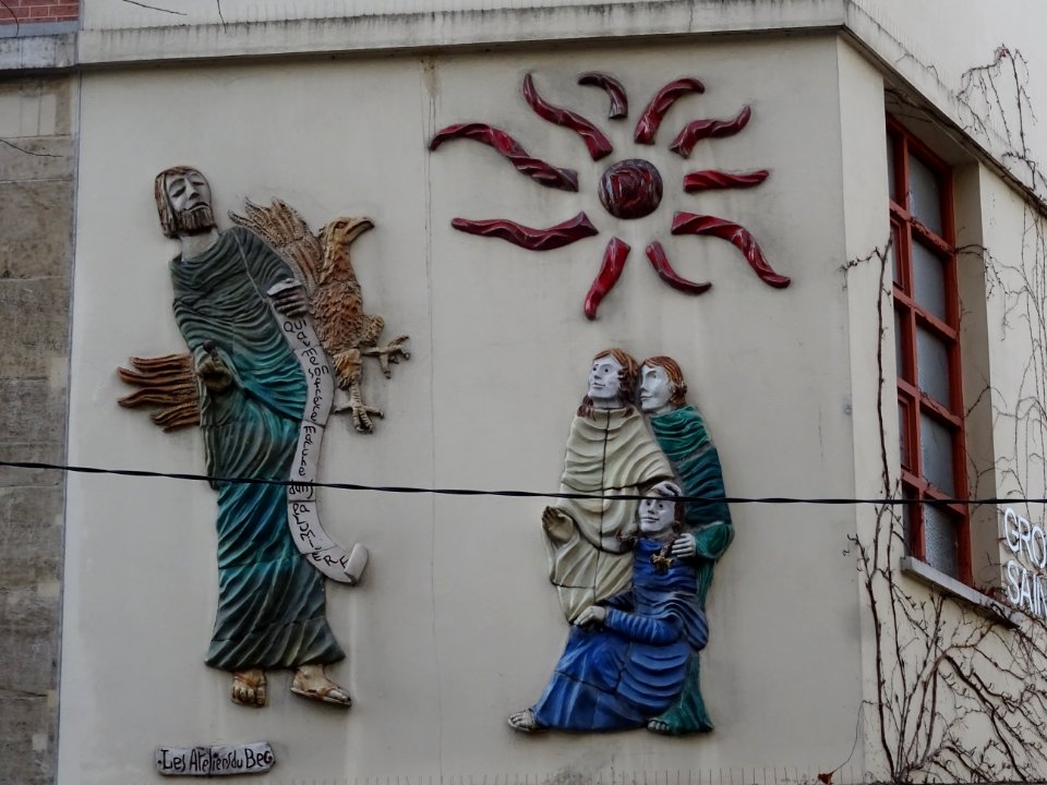 Sculpture, groupe scolaire privé, Saint Jean de Montmartre… 
