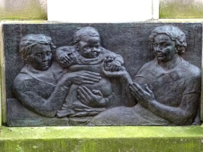 Bas-relief de bronze, socle de la statue du peintre Eugène… 
