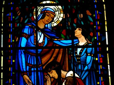 Détail d'un vitrail, Sainte Adélaïde, église Notre-Dame de… photo
