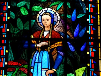 Détail d'un vitrail, église Notre-Dame de Clignancourt, pl… 