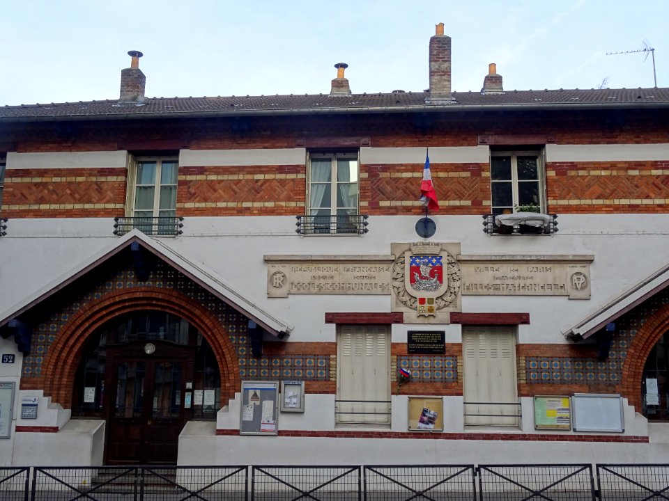 Ecole maternelle publique Vauvenargues, 52 rue Vauvenargue… 