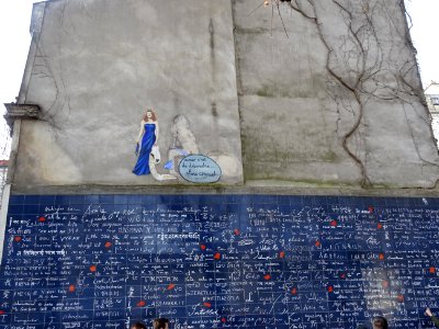 Dans le square Jehan-Rictus, Le Mur des je t'aime reprod… 