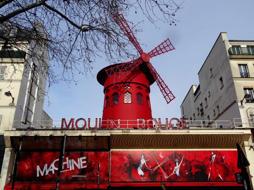 Cabaret parisien, Le Moulin Rouge, 86 boulevard de Clich… 