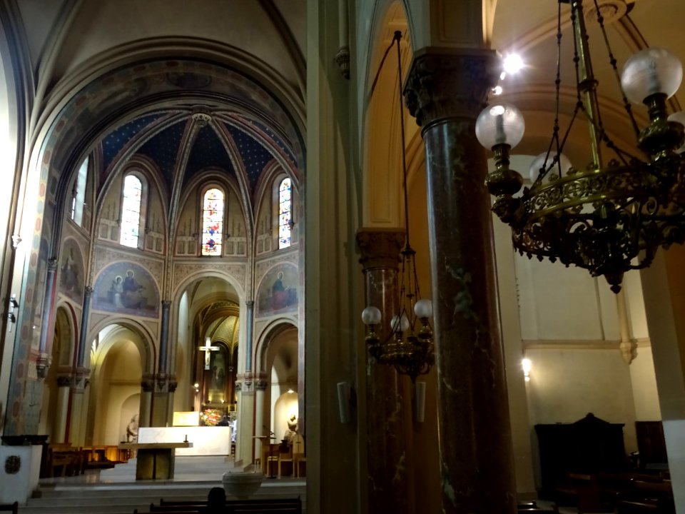 Choeur, église Notre-Dame de Clignancourt, place Jules-Jof… 