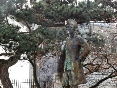 Statue du chevalier François-Jean Lefebvre de La Barre, sq… 