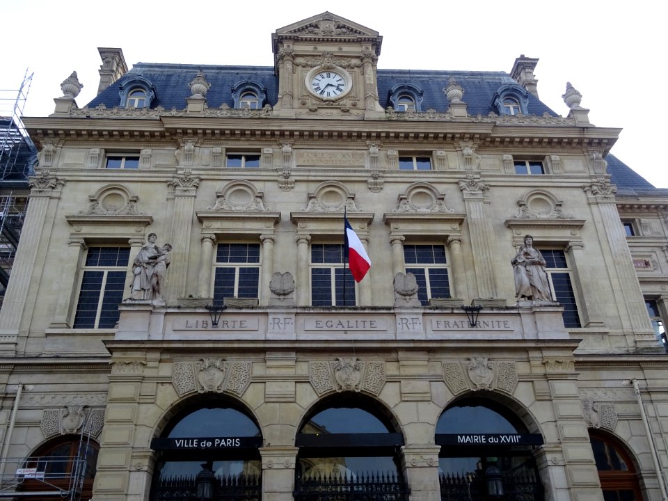 Mairie du 18e arrondissement de Paris, 1 Place Jules Joffr… 