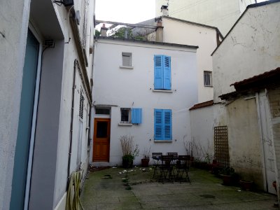 Cour intérieure, dans la Villa Vauvenargues, 18e arr., Par… 