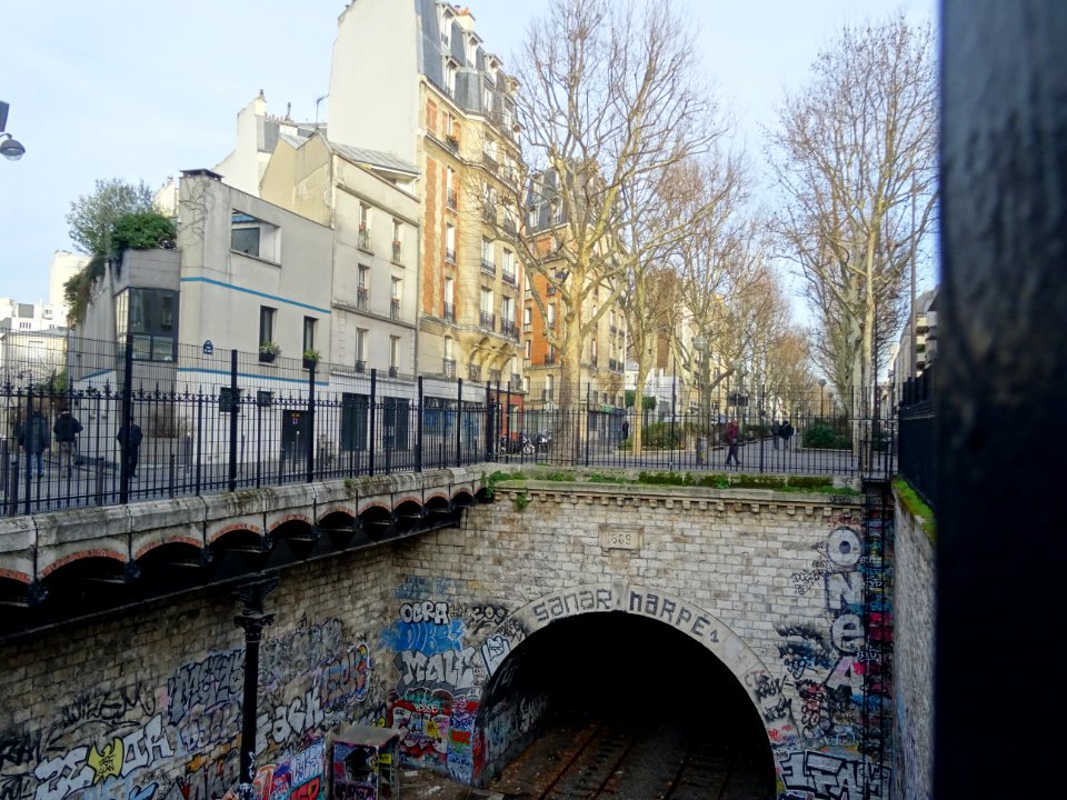 Voies ferrées de la petite ceinture, rue Leibniz, 18e arr.… 