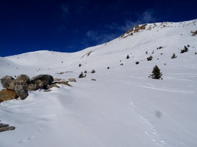 Grande combe de neige sous le Chalvet, station de Montgenè… photo