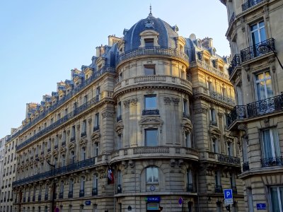 Immeuble à l'angle de la rue de Courcelles et de la rue de… 