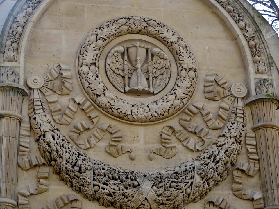 Bas-relief, chapelle expiatoire, 29 rue Pasquier, 8e arr.,… 