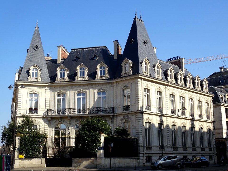 Hôtel particulier, 5 place François 1er, 8e arr., Paris 