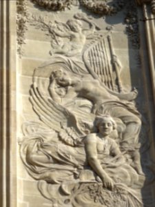 Bas-relief Les Arts plastiques par André Allar, 1900, à … 