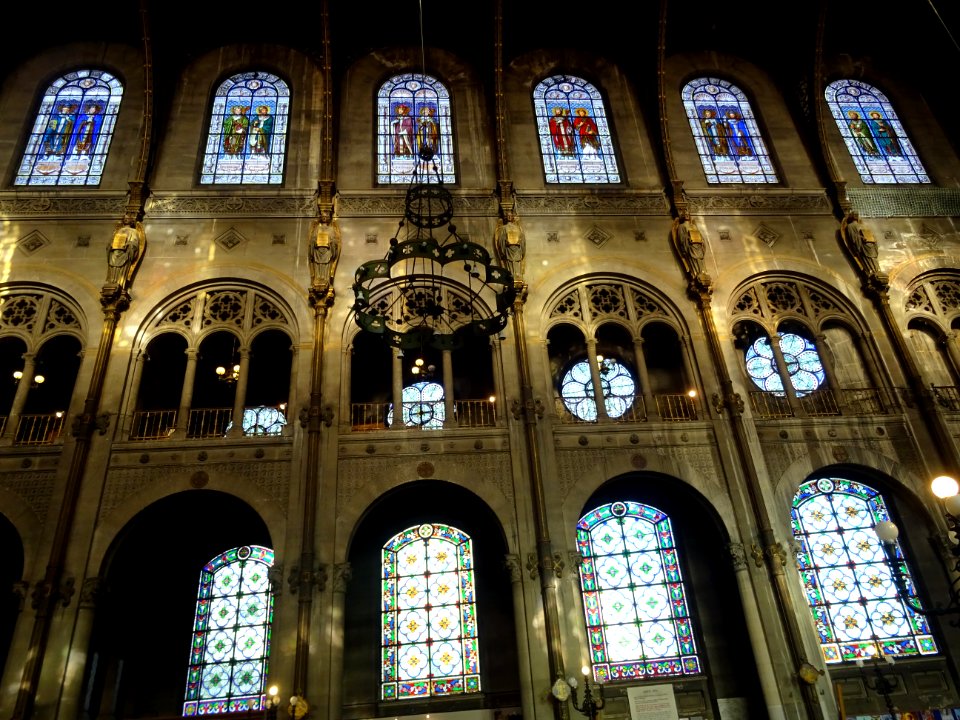 Vitraux, église Saint Augustin, place Saint Augustin, 8e a… 