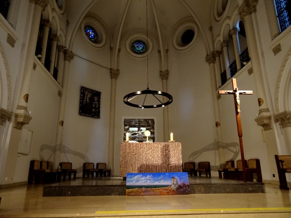 Choeur et autel, église du Saint-Sacrement, 23 avenue de F… 