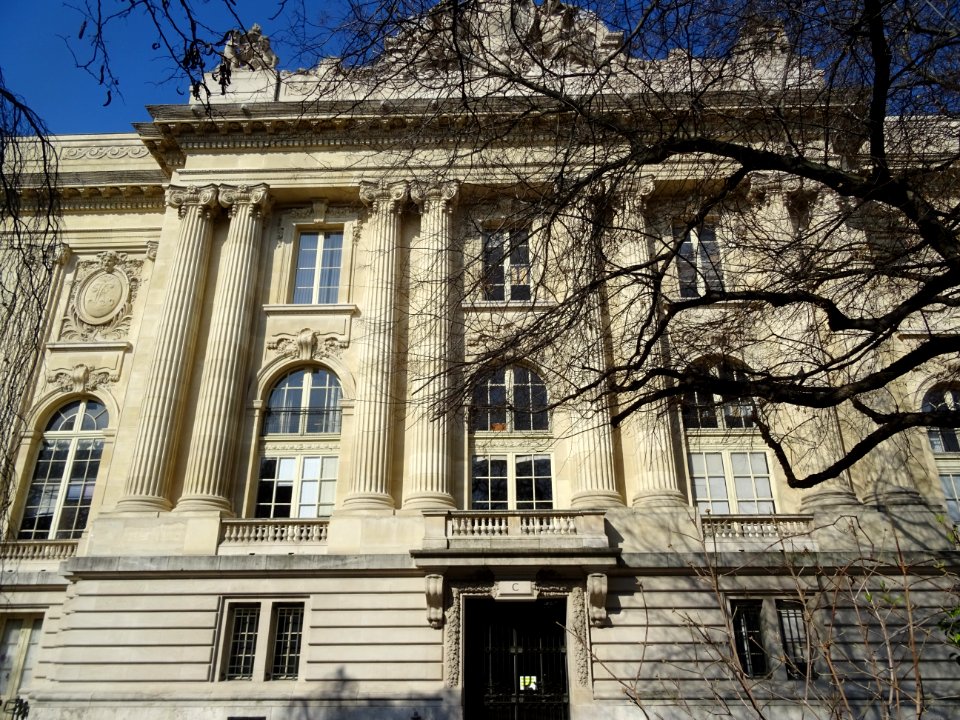 Façade Sud du Palais de la Découverte, Cours la Reine, 8e … 