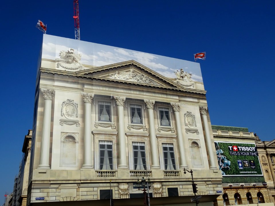 Fresque décorative, sur un immeuble en réfection, place de… 